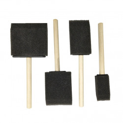 Brushes sponges flat set of...